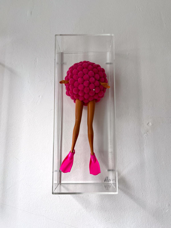 Collectible Icons - Love Swimmer